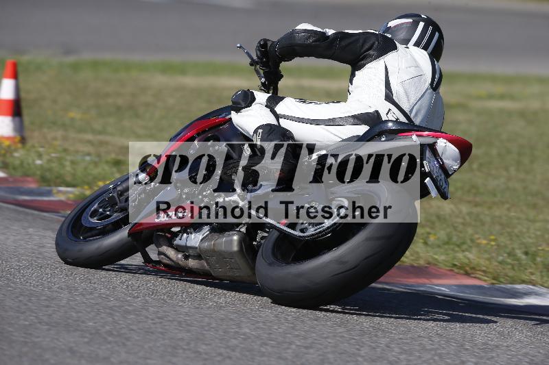 /Archiv-2024/49 29.07.2024 Dunlop Ride und Test Day ADR/Gruppe gelb/12